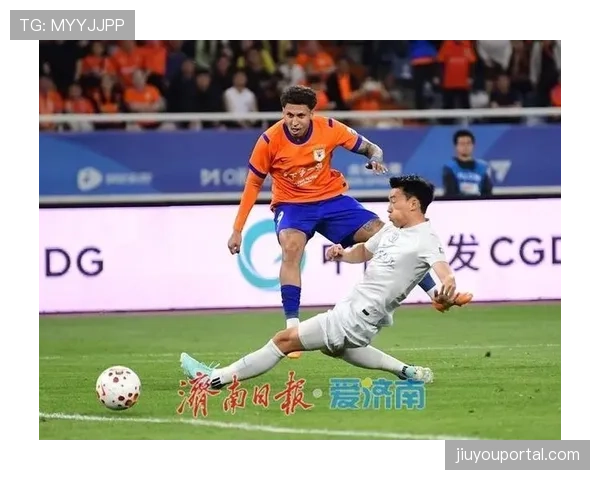 山东泰山主场2-1击败上海申花，国家德比再现激烈对抗